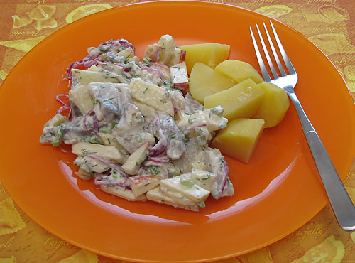salatka sledziowo-jablkowa